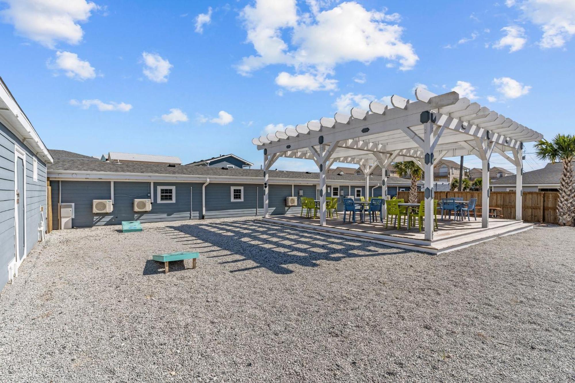 Loggerhead Inn And Suites Surf City Exterior photo