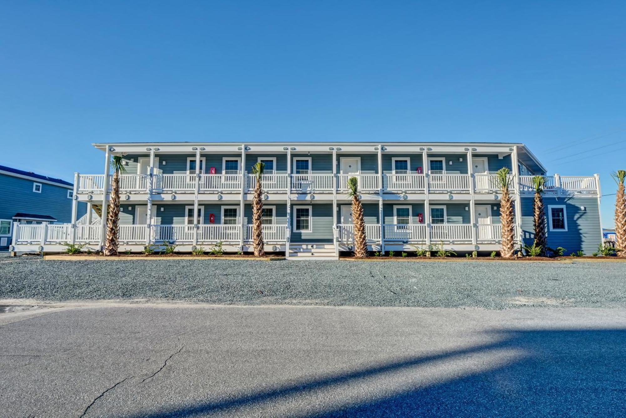 Loggerhead Inn And Suites Surf City Exterior photo